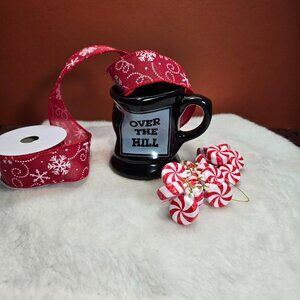 Vintage ENESCO Funny 3D CRUMPLED Crushed Black OVER THE HILL 11oz Coffee Mug Cup